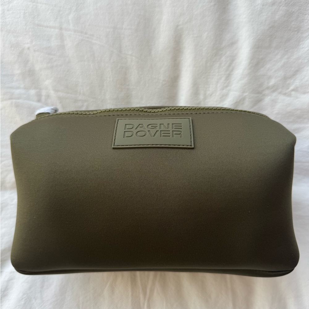 BRAND NEW Dagne Dover Hunter Toiletry Bag Large Dark Moss